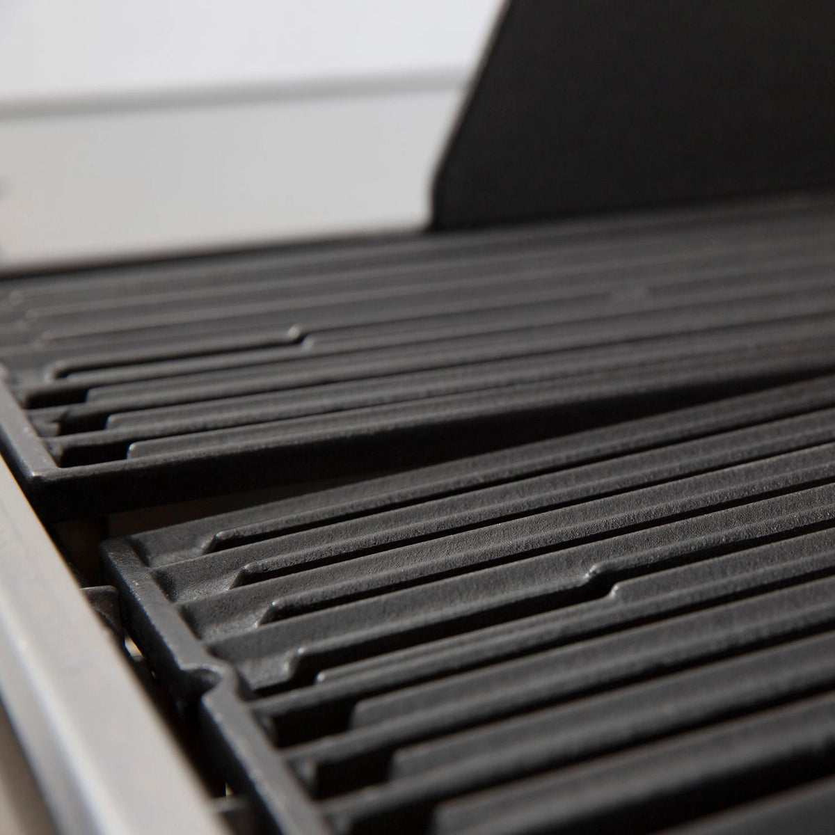 Broil King Baron 490 inkl. Drehspieß - Auslaufmodell, Grillrost aus Gusseisen, für 1 - 12 Personen, Detailansicht 9