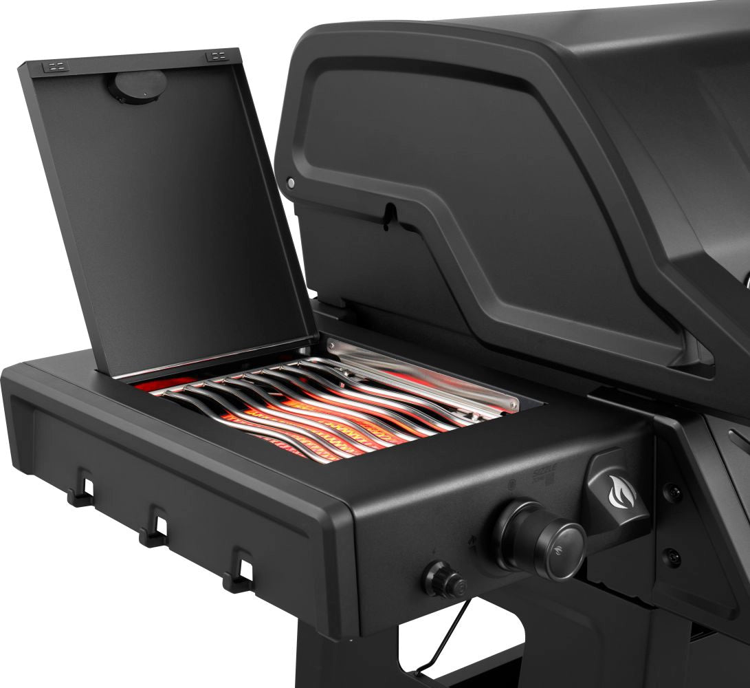 Napoleon Phantom Freestyle PRO 425, mit Edelstahlrosten, Sizzle Zone und Tür, Mattschwarz| 2026, Grillrost, Detailansicht 8
