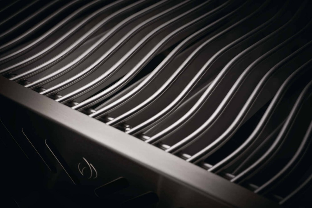 Napoleon Prestige 500, Rauchgrau, Grillrost aus Edelstahl, für 1 - 16 Personen, Detailansicht 5