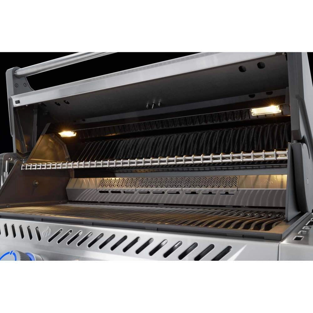 Napoleon Prestige PRO 665 Connected Gasgrill inkl. Drehspieß & elektrischer Räucherbox, Grillrost aus, Detailansicht 14
