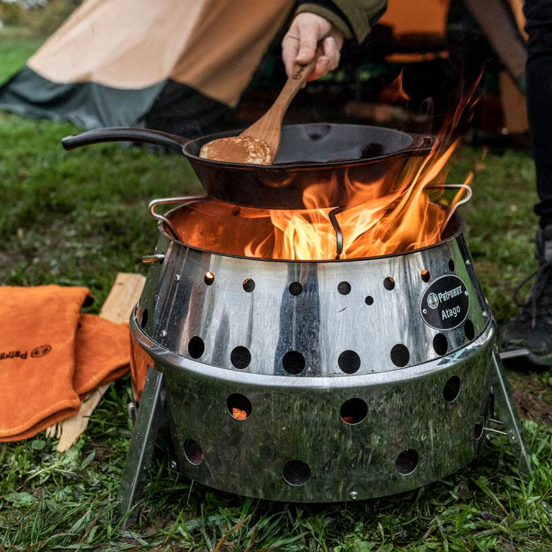 Petromax Feuerpfanne fp25 mit Stiel, Grillzubehör, Detailansicht 2