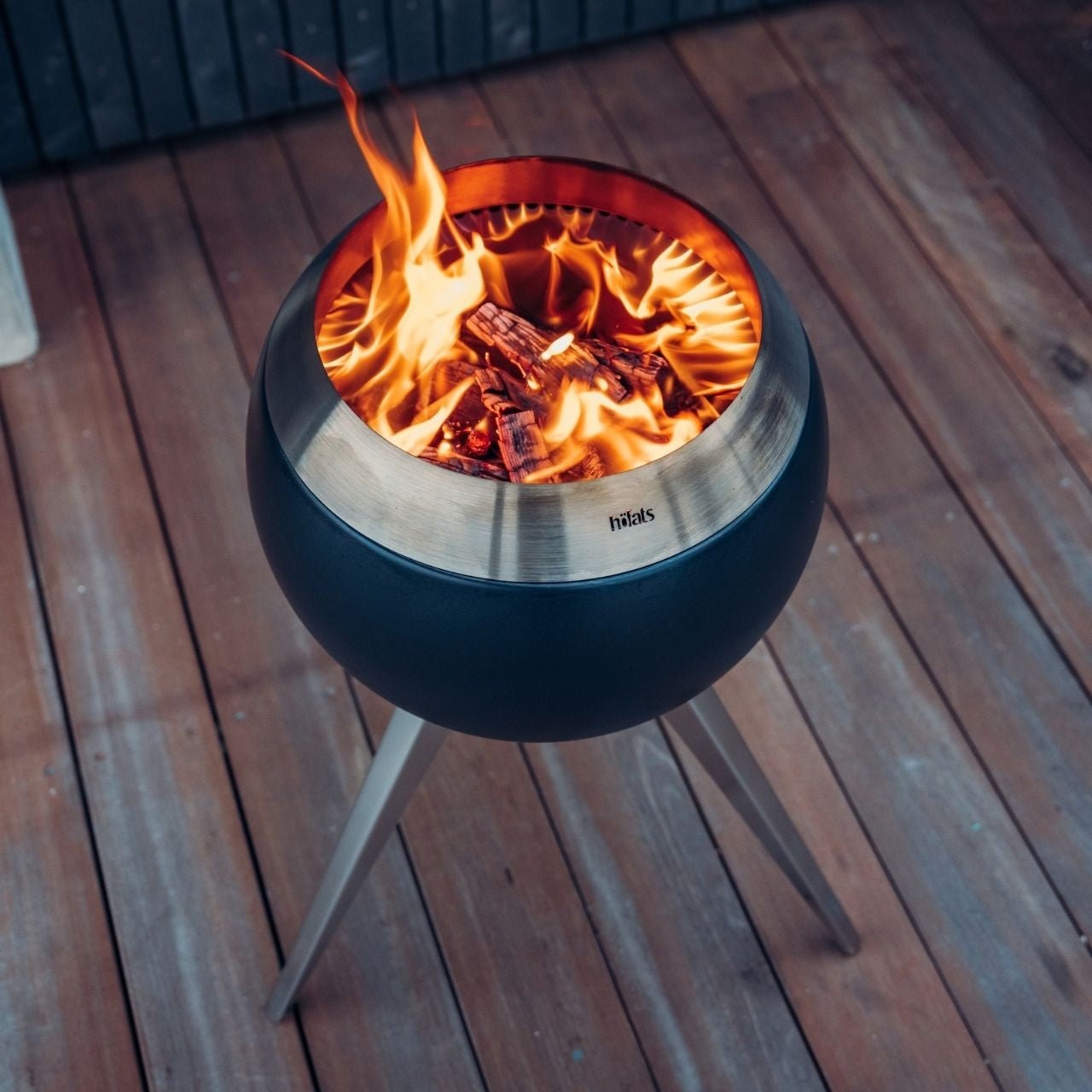 Höfats MOON 45 Feuerschale mit hohem Fuß, Detailansicht 5