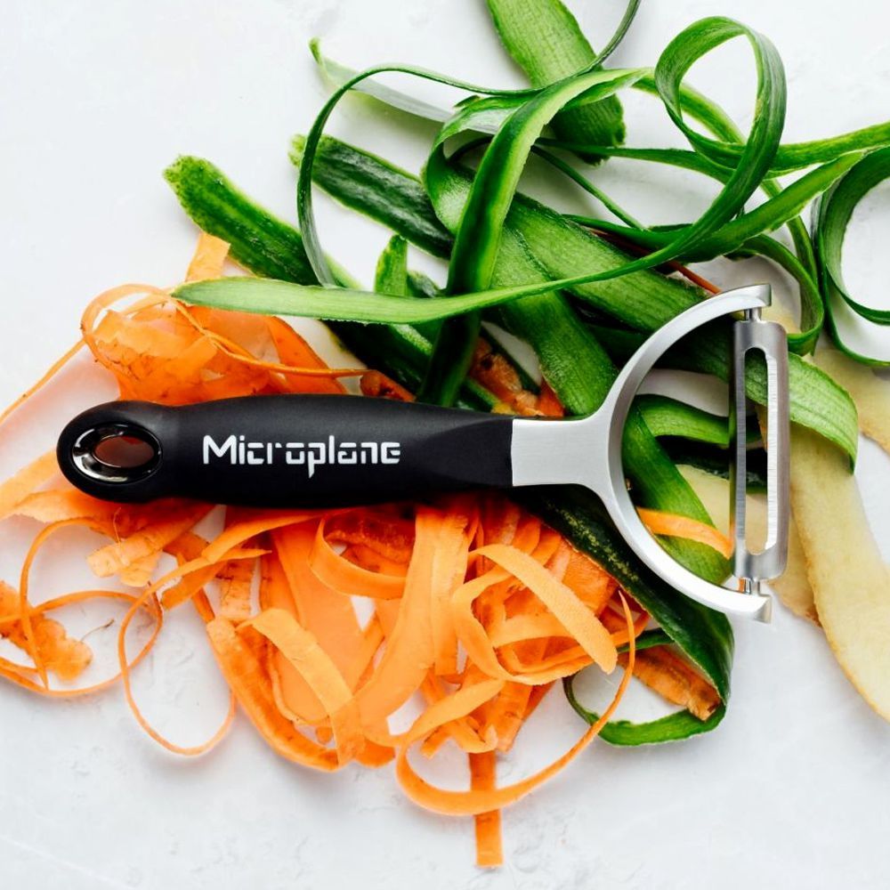 Microplane Profi Y Schäler, Detailansicht 1