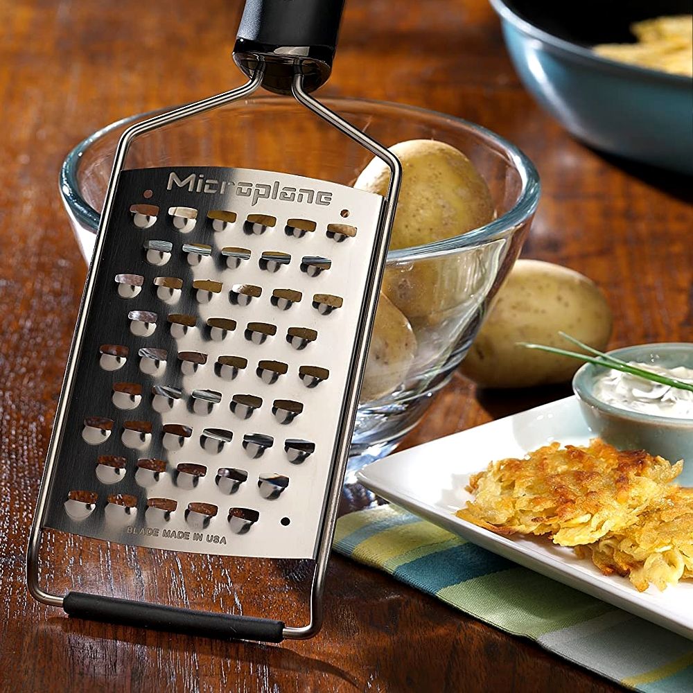 Microplane XL Grob, Schwarz Gourmet Serie, Detailansicht 2