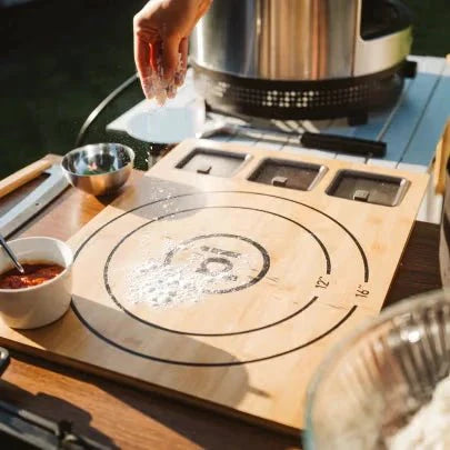 Solo Stove Pi Schneidebrett mit Auffangschalen, Detailansicht 1