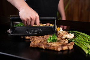 Blackstone Griddle Burgerpresse, Grillzubehör, Detailansicht 1
