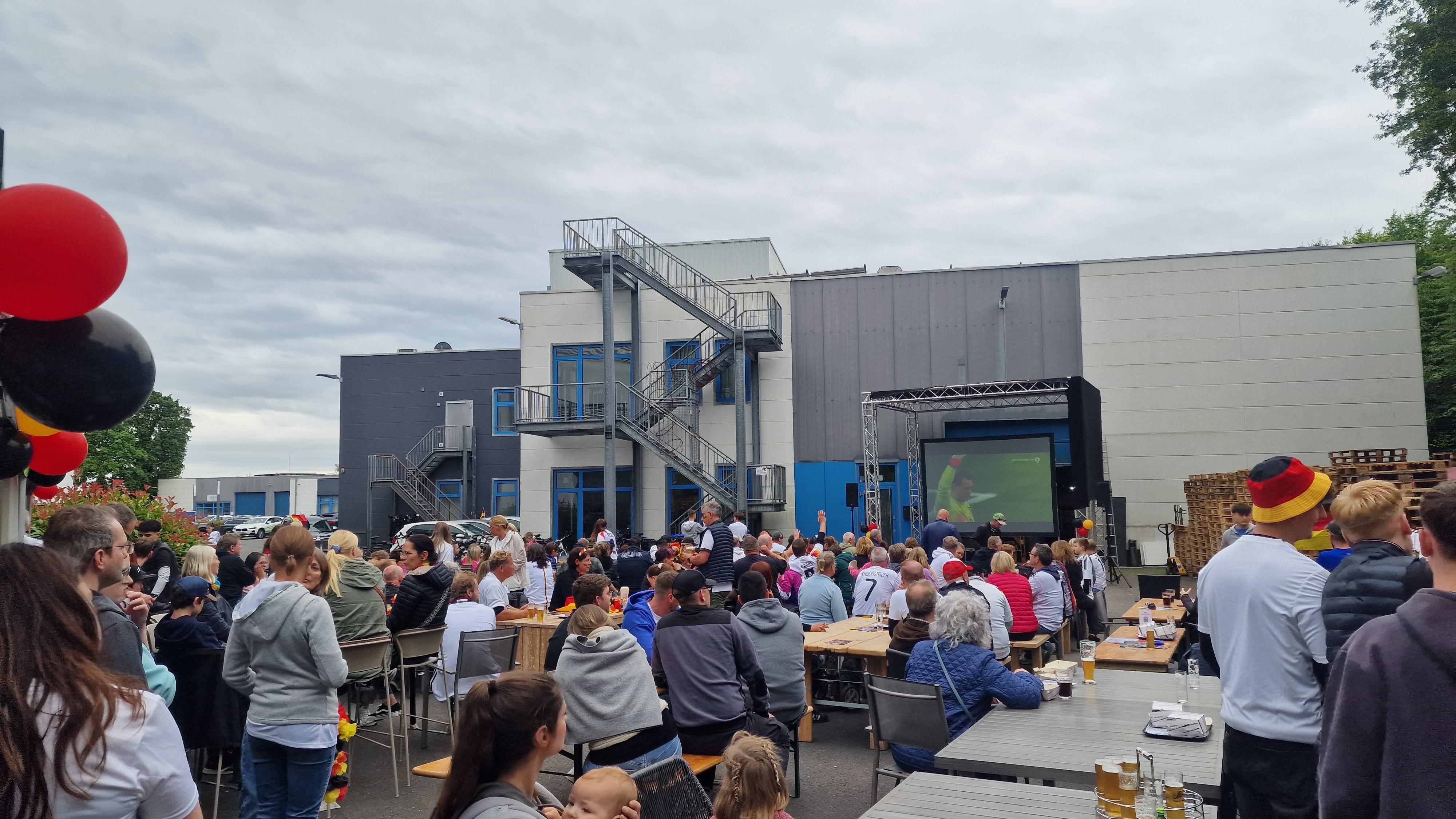 Grillgoods WM 2026 Public Viewing, Detailansicht 1