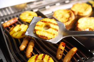 Napoleon Grillwender PRO, Grillzubehör, Detailansicht 1