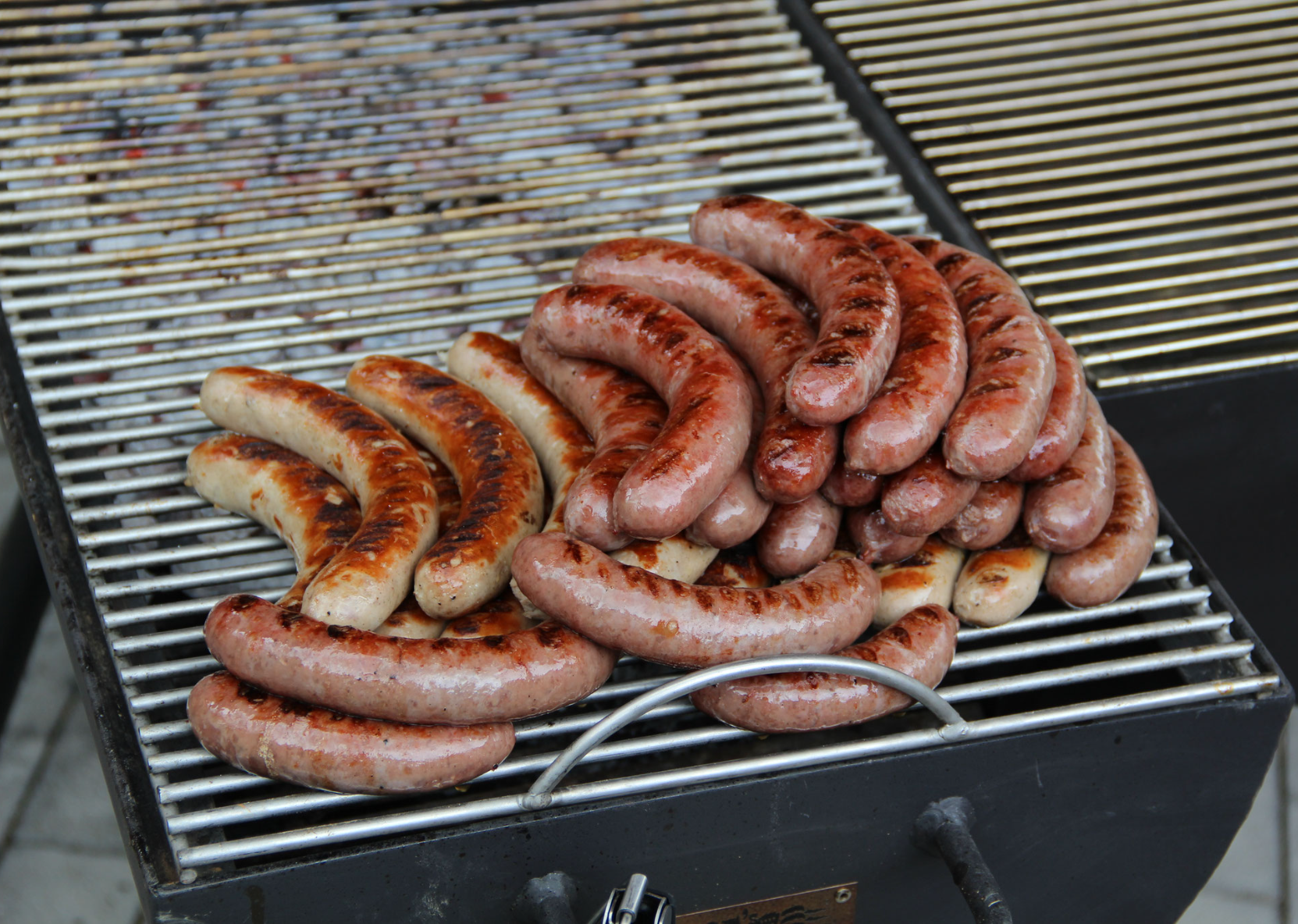Joe´s Barbeque 16 Half Barrel Grillwanne mit Edelstahlrost, Grillrost aus Edelstahl, für 1 - 12 Personen, Detailansicht 3