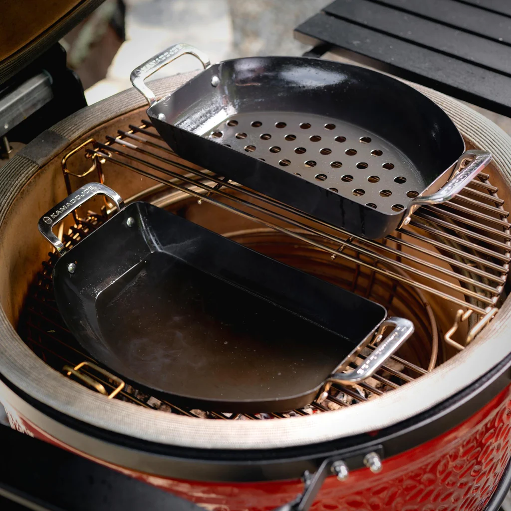 Anwendungsbild 3 KamadoJoe Halbmond Pfannen Set