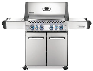 Frontansicht Napoleon Prestige 500 Gasgrill, Edelstahl