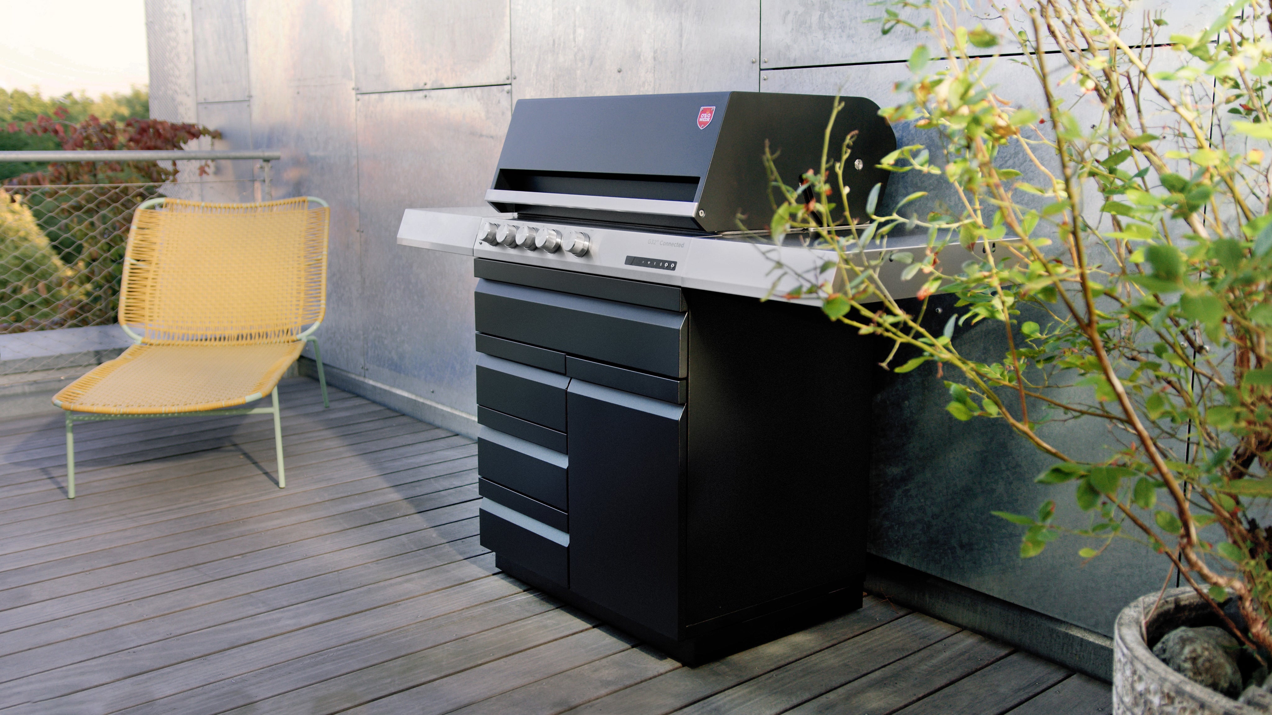 Otto Wilde G32" Connected mit Seitenablagen, 3 Schubladen + 1 Tür (NEUES MODELL), Grillrost aus, Detailansicht 2
