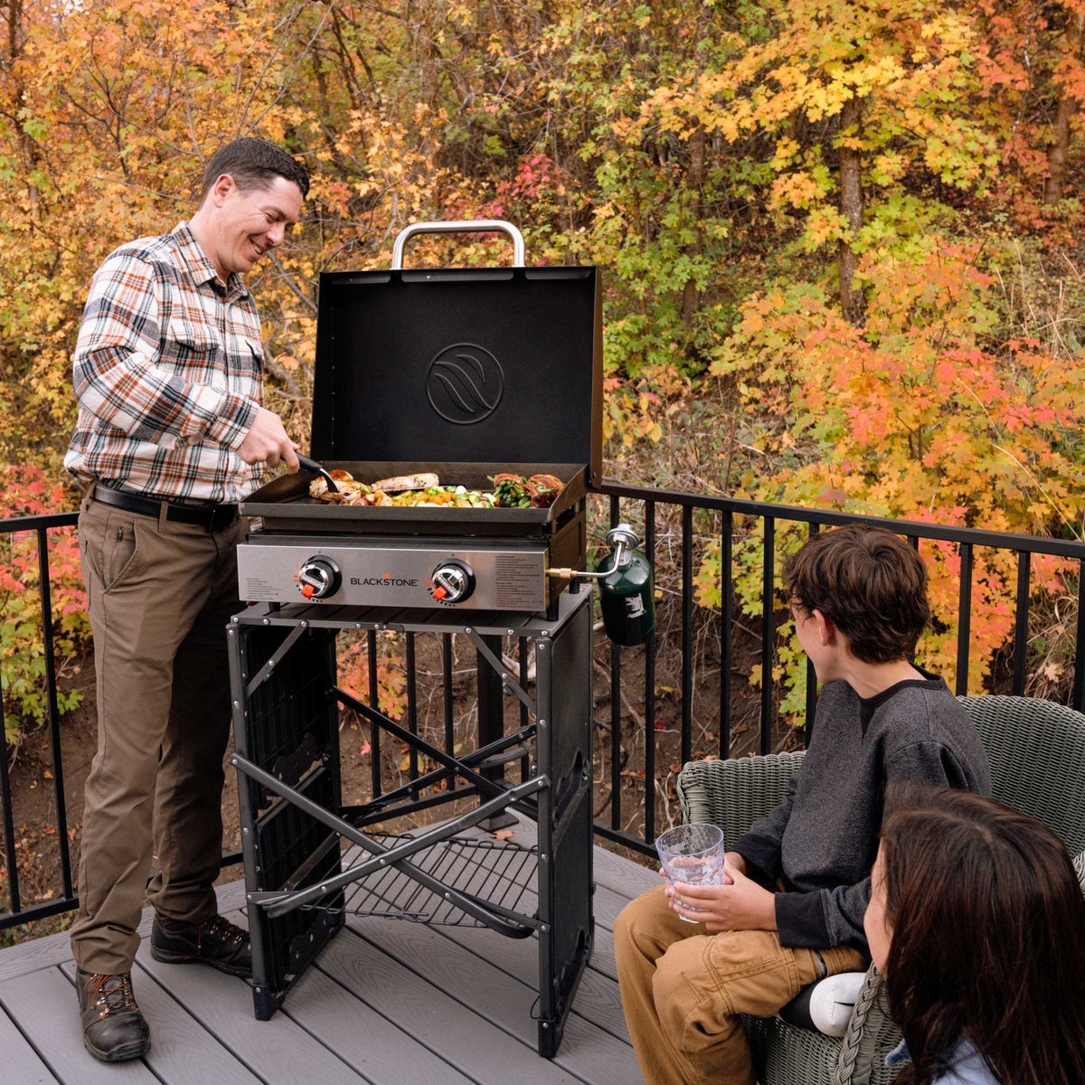 Blackstone 22″ Griddle Tischgrill mit 2 Brennern inkl. Deckel, für 1 - 5 Personen, Detailansicht 3
