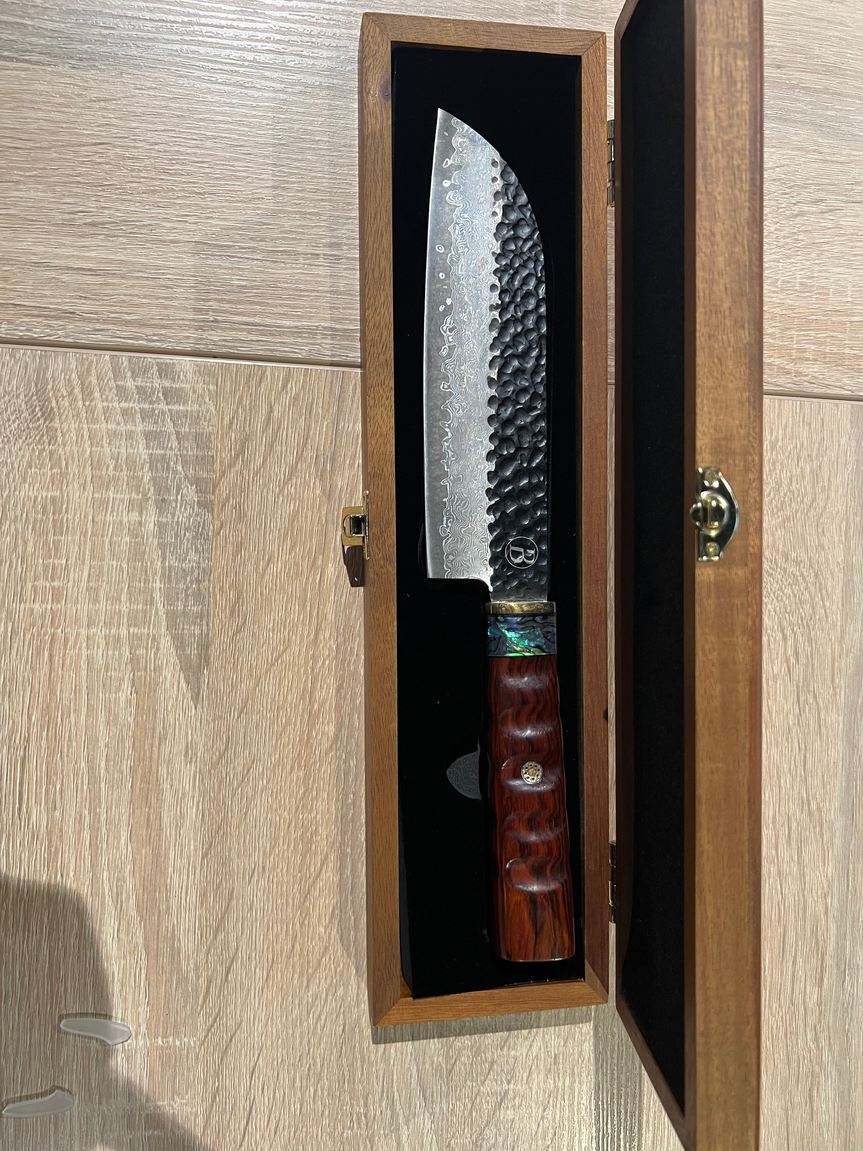 BABOSSA Heritage Santoku mit Griff aus Wüsteneisenholz, Messer, Detailansicht 5