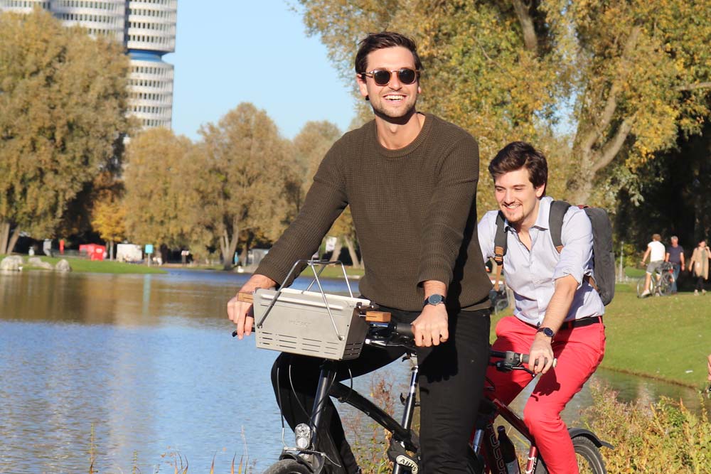 Knister Grill als Fahrradkorb