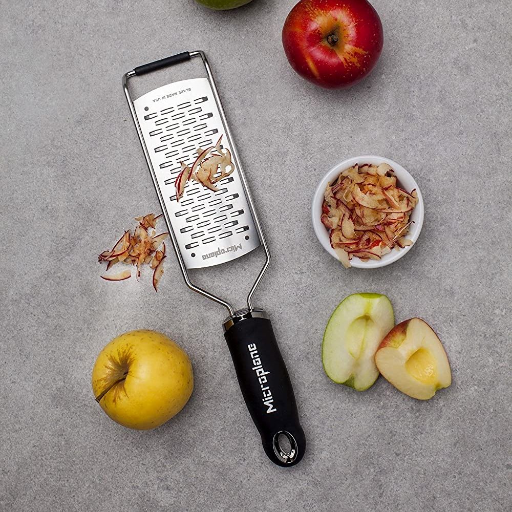 Microplane 2-Wege Schneider, Gourmet Serie Schwarz, Detailansicht 4