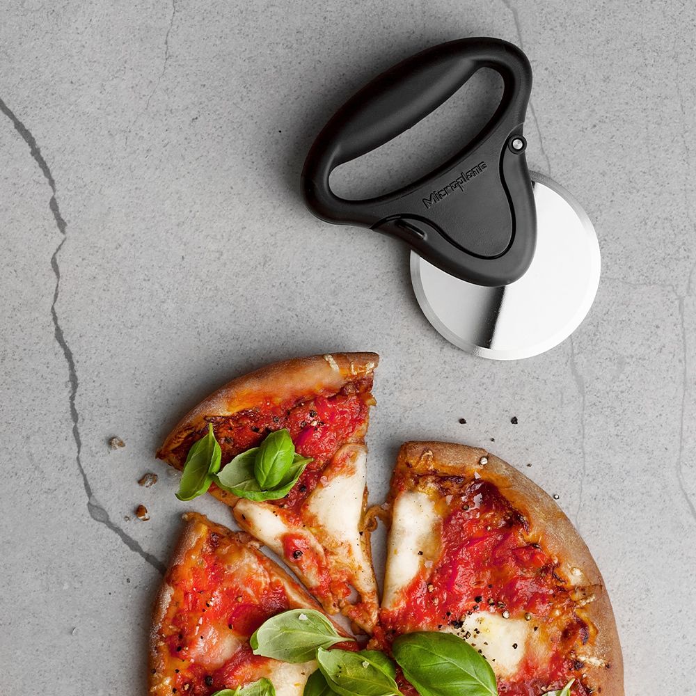 Microplane Pizzaschneider, Detailansicht 2