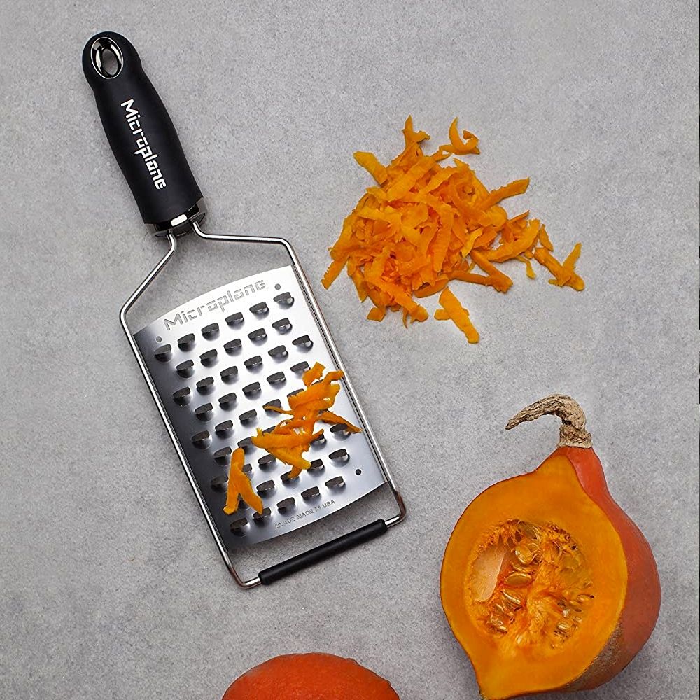 Microplane XL Grob, Schwarz Gourmet Serie, Detailansicht 1