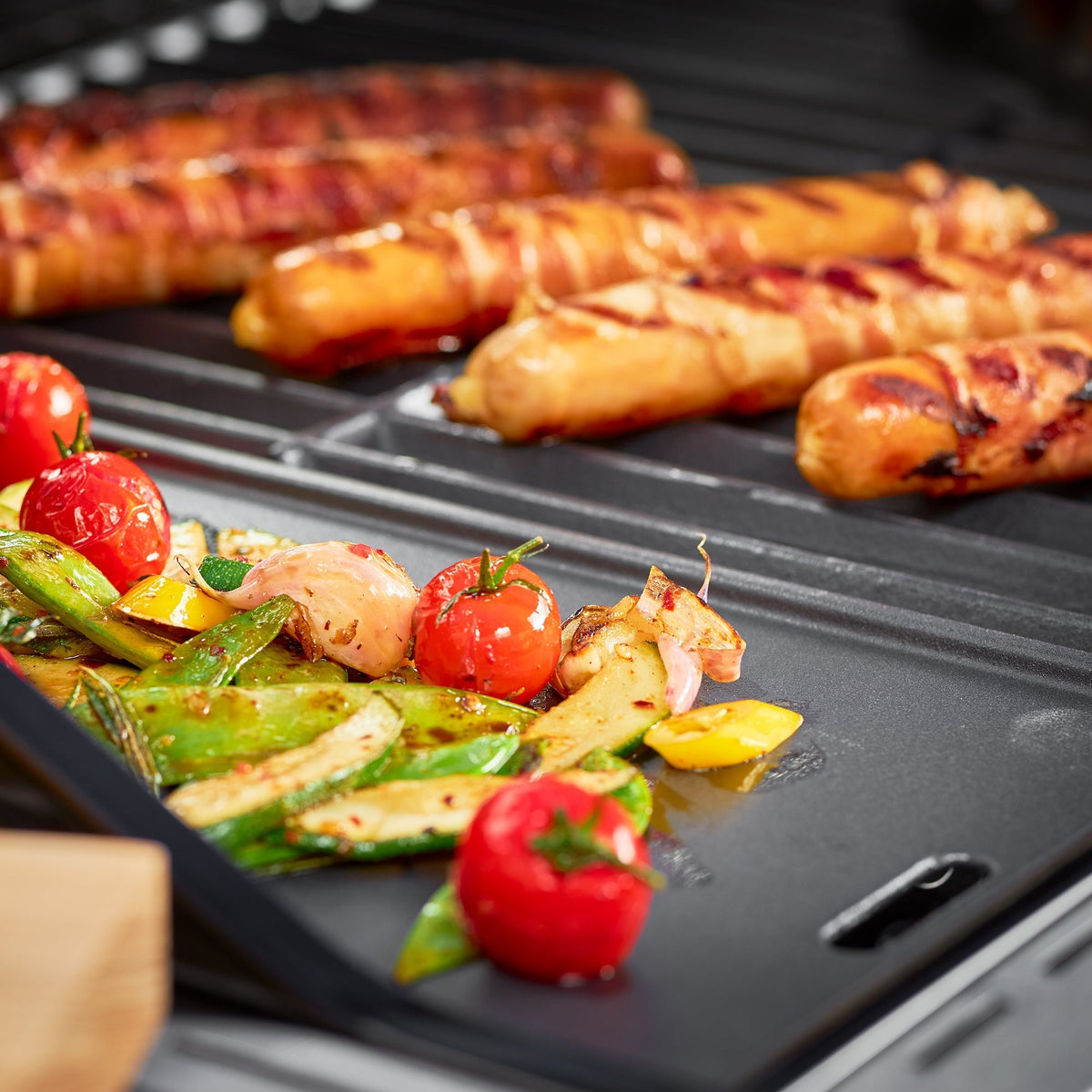Rösle Grillplatte, Videro, 24x45cm (passend ab Modelljahr 2021), Grillzubehör, Detailansicht 3